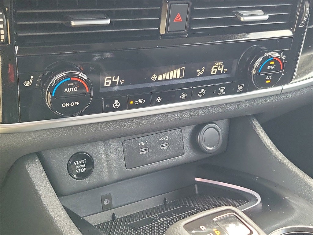 2025 Nissan Rogue SL