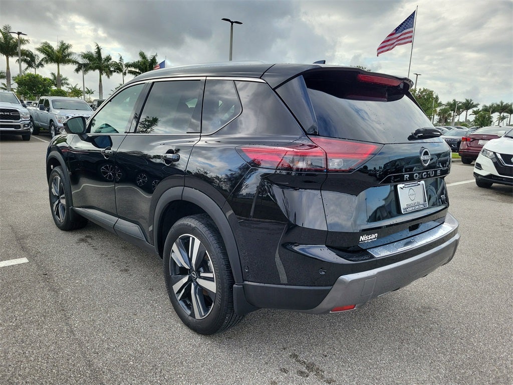 2025 Nissan Rogue SL