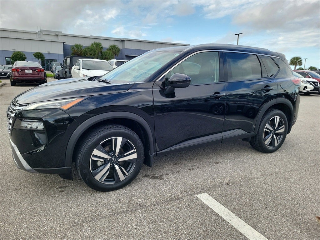 2025 Nissan Rogue SL