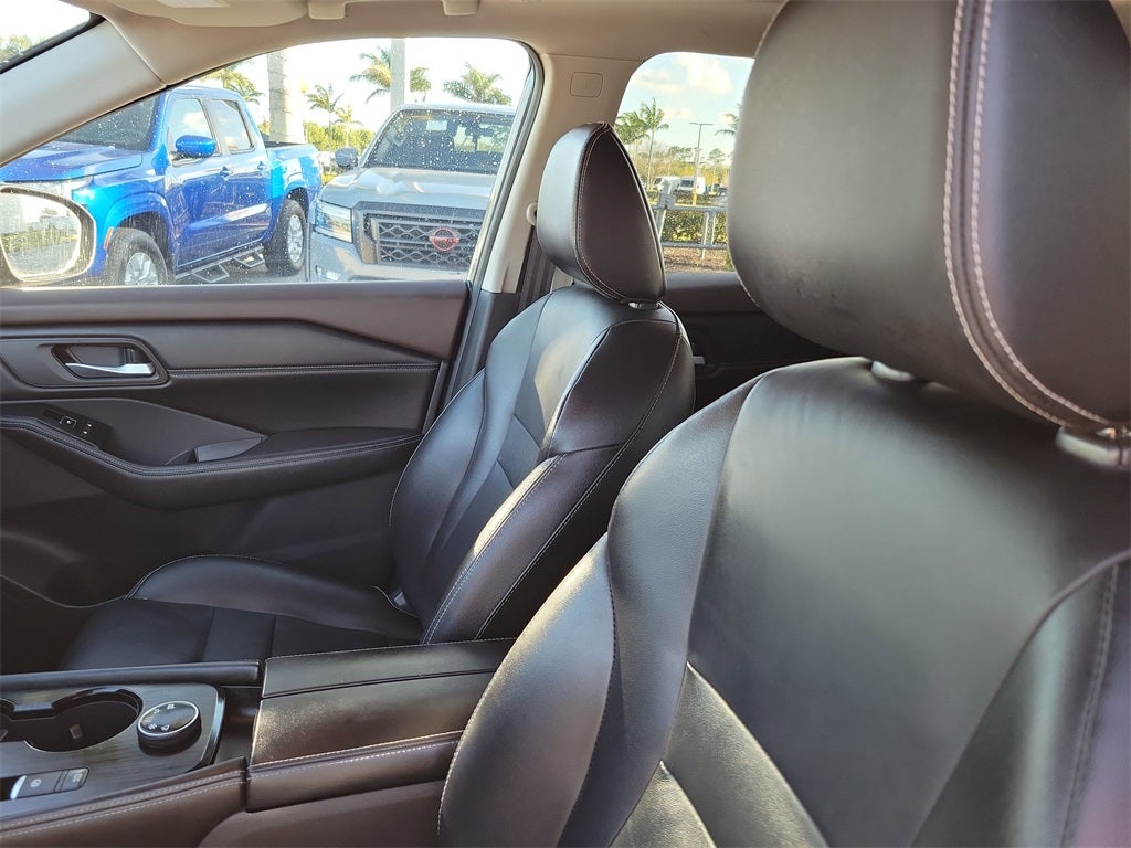 2022 Nissan Rogue SL