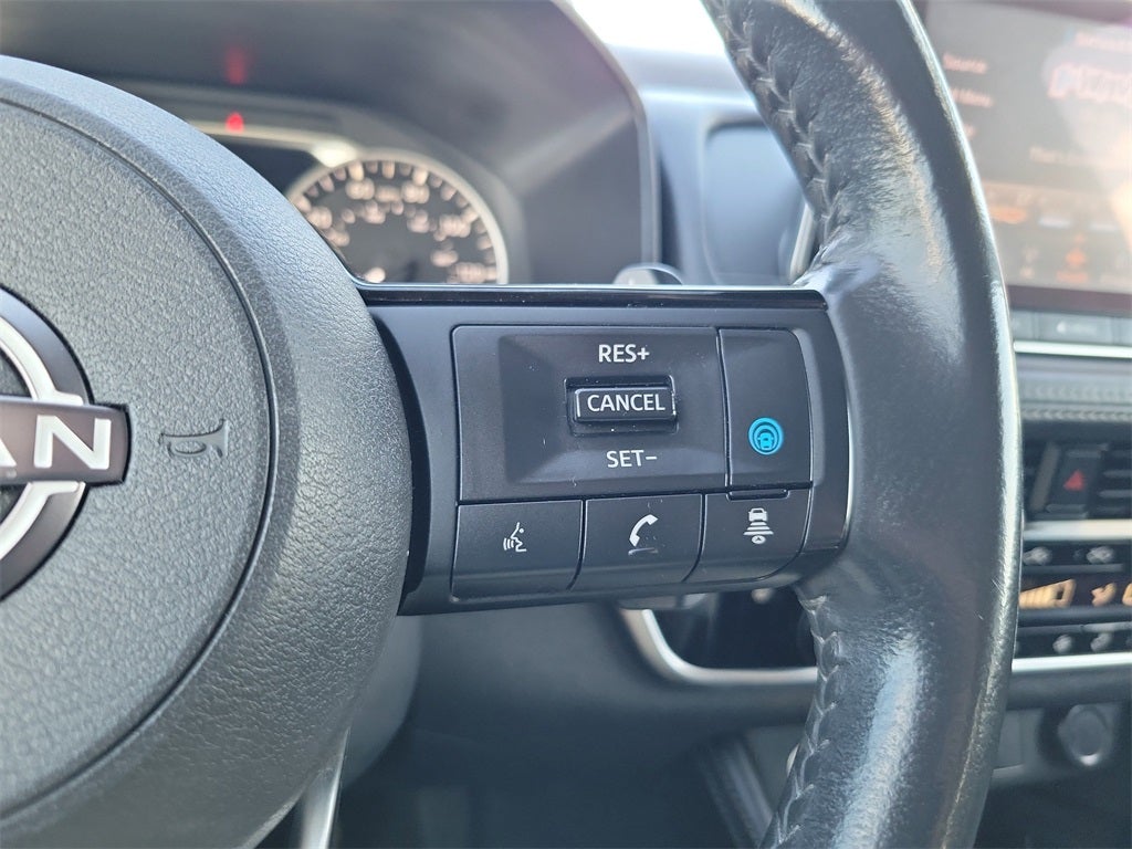 2022 Nissan Rogue SL