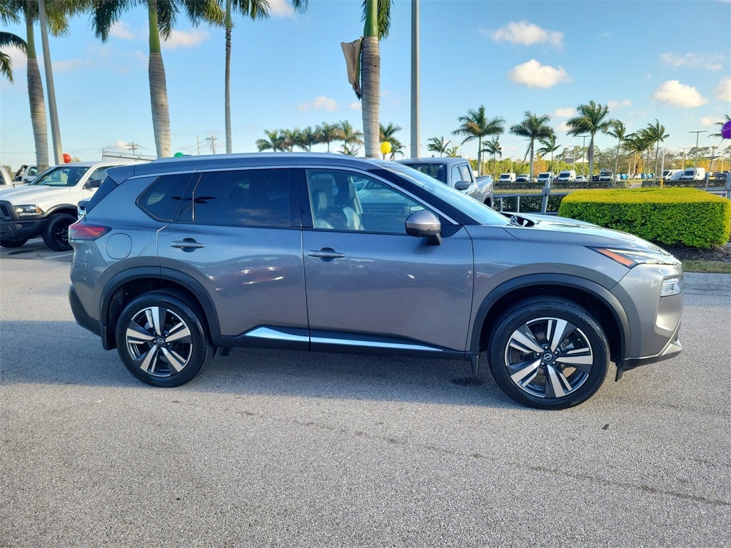 2022 Nissan Rogue SL