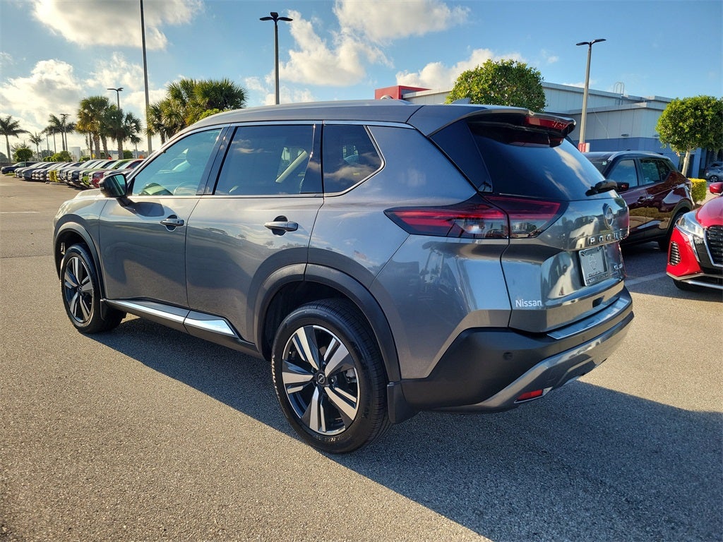 2022 Nissan Rogue SL