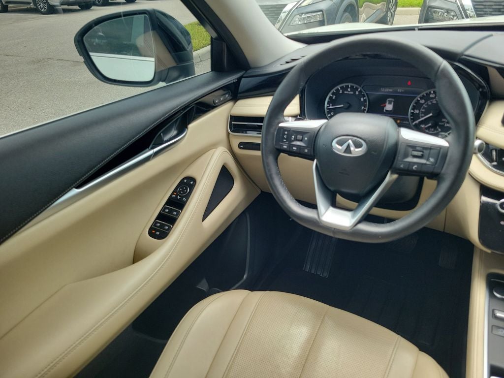 2023 INFINITI QX60 PURE