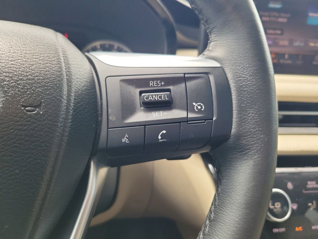 2023 INFINITI QX60 PURE