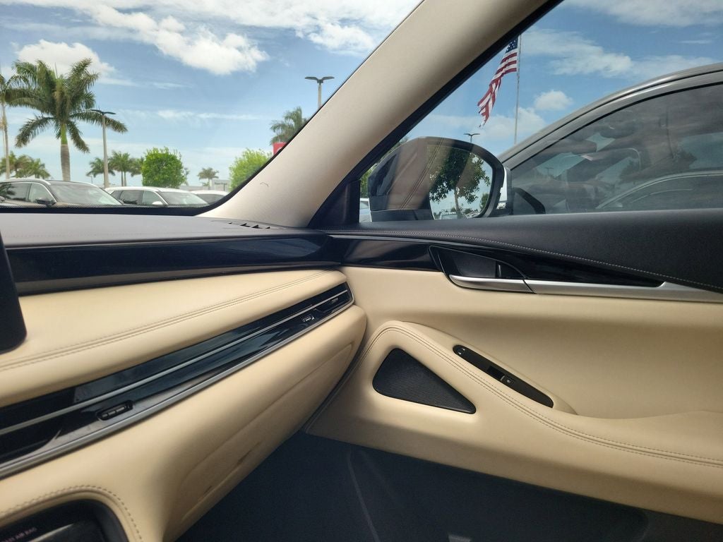 2023 INFINITI QX60 PURE
