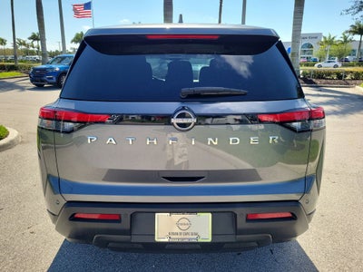2022 Nissan Pathfinder S