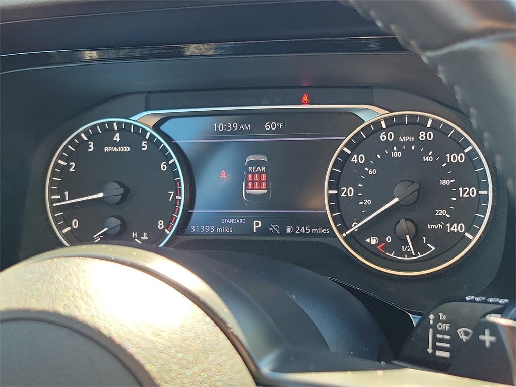 2025 Nissan Pathfinder SV