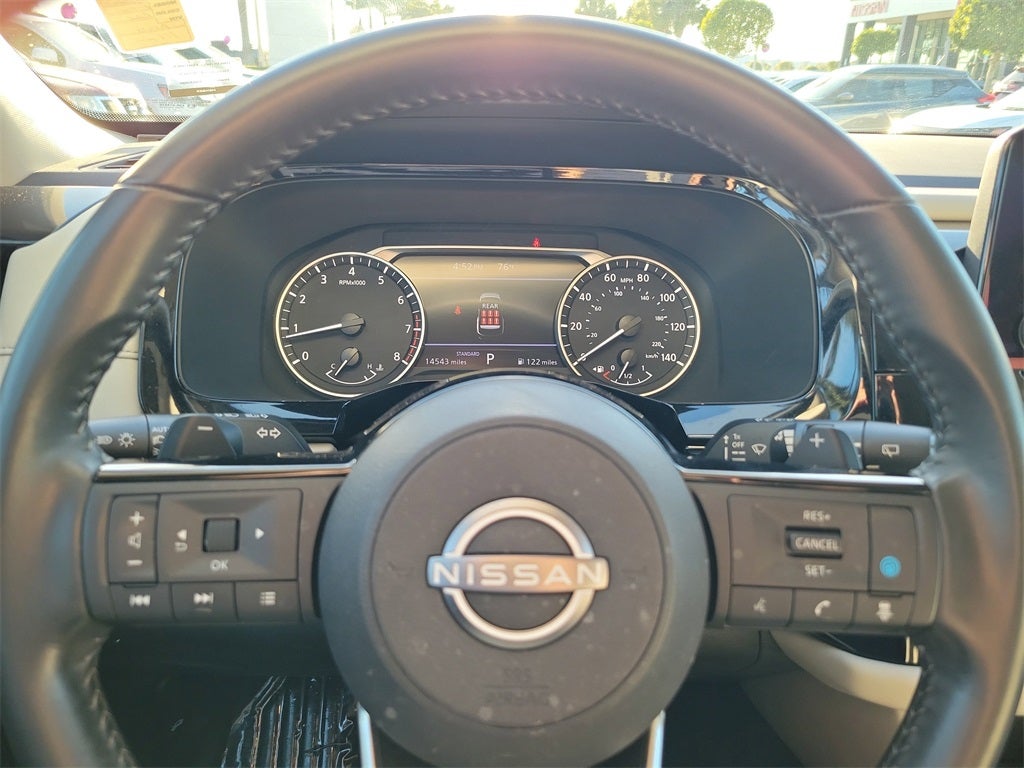 2023 Nissan Pathfinder SV