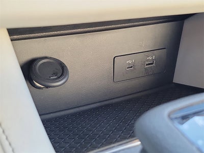 2023 Nissan Pathfinder SV