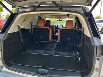 2025 Nissan Pathfinder Platinum