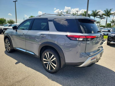 2025 Nissan Pathfinder Platinum