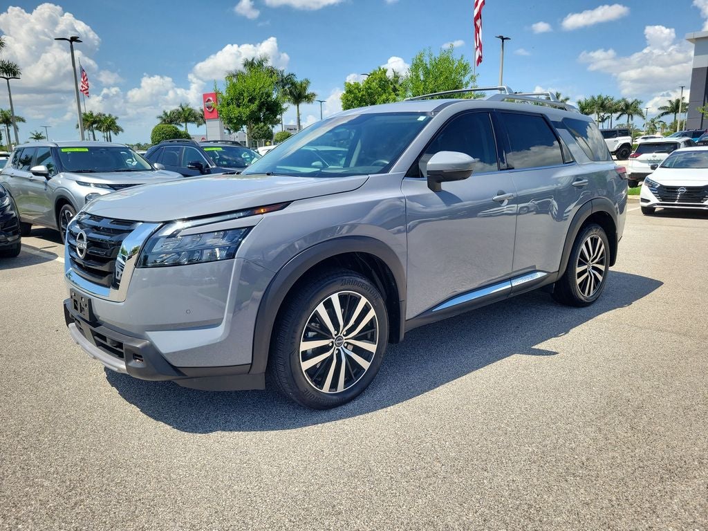 2025 Nissan Pathfinder Platinum