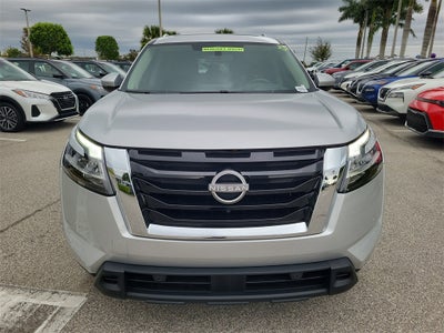 2024 Nissan Pathfinder Platinum