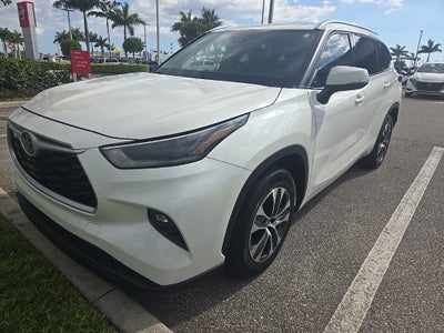 2021 Toyota Highlander Hybrid XLE