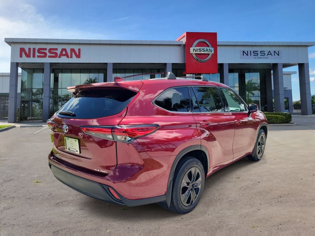 2022 Toyota Highlander XLE