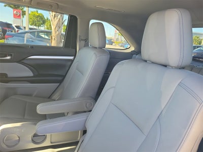 2017 Toyota Highlander XLE