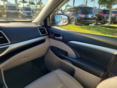 2017 Toyota Highlander XLE