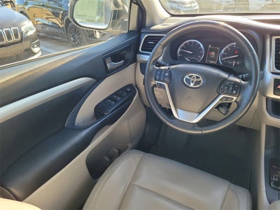 2017 Toyota Highlander XLE