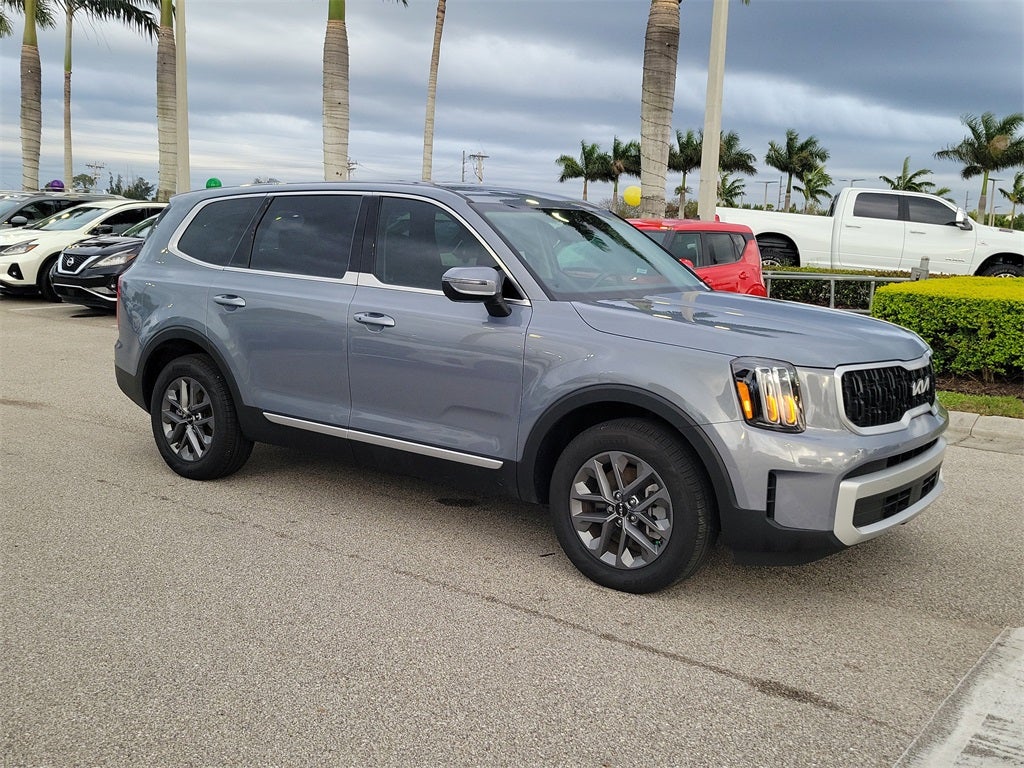 2025 Kia Telluride LX