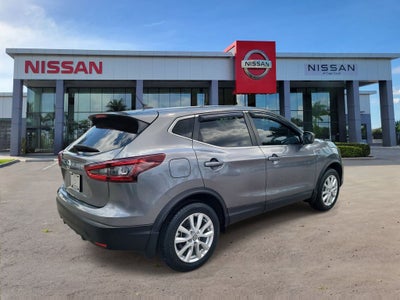 2022 Nissan Rogue Sport S