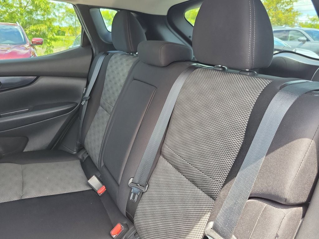 2021 Nissan Rogue Sport SV