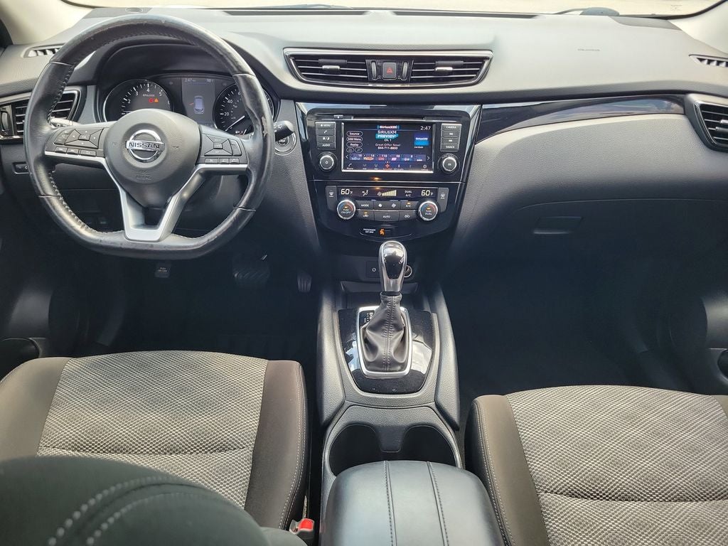 2022 Nissan Rogue Sport SV