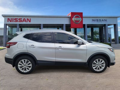 2022 Nissan Rogue Sport SV