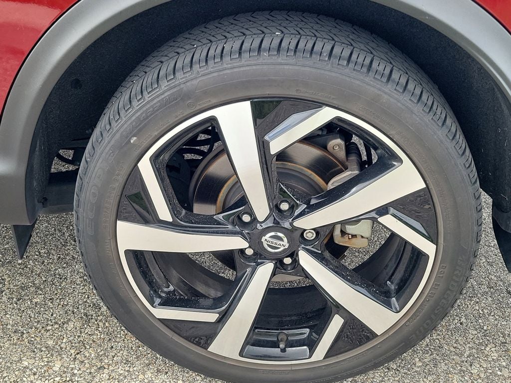 2022 Nissan Rogue Sport SL