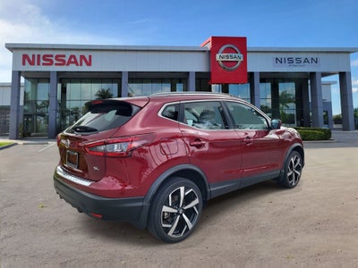 2022 Nissan Rogue Sport SL