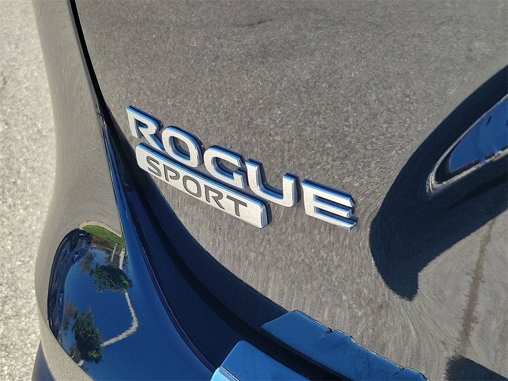 2022 Nissan Rogue Sport SL