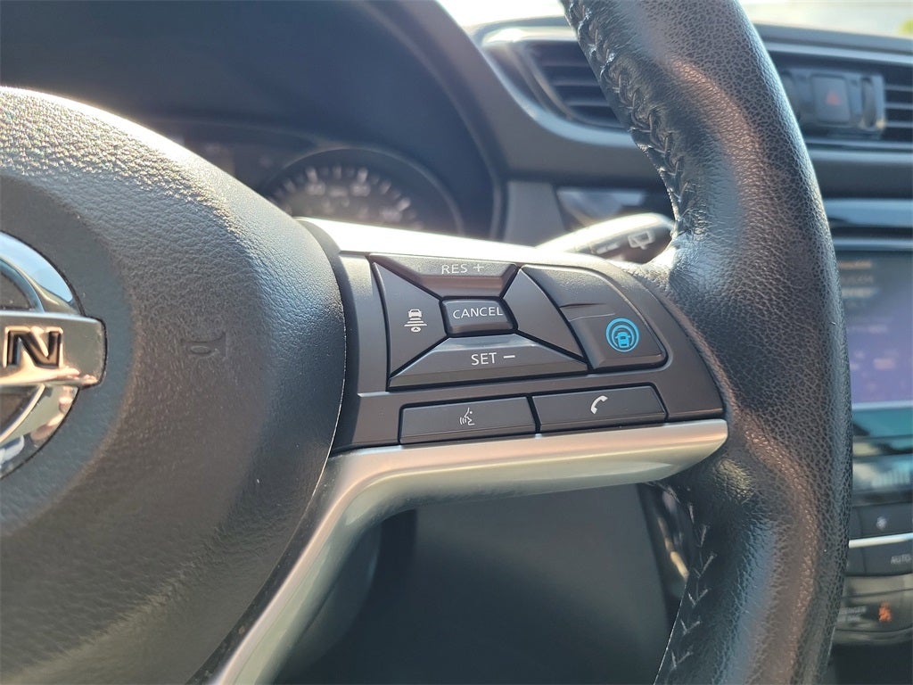 2022 Nissan Rogue Sport SL