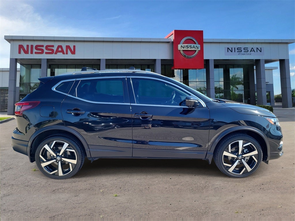 2022 Nissan Rogue Sport SL