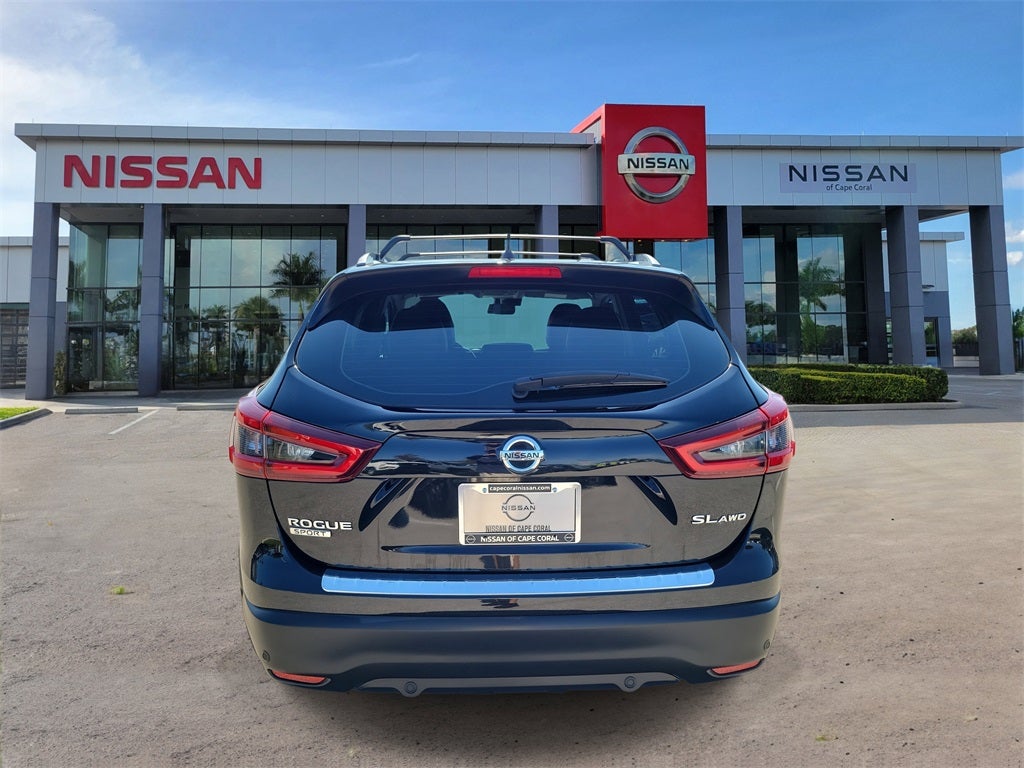 2022 Nissan Rogue Sport SL