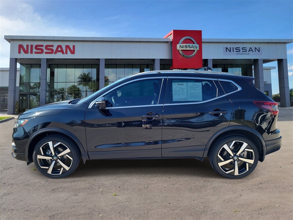 2022 Nissan Rogue Sport SL