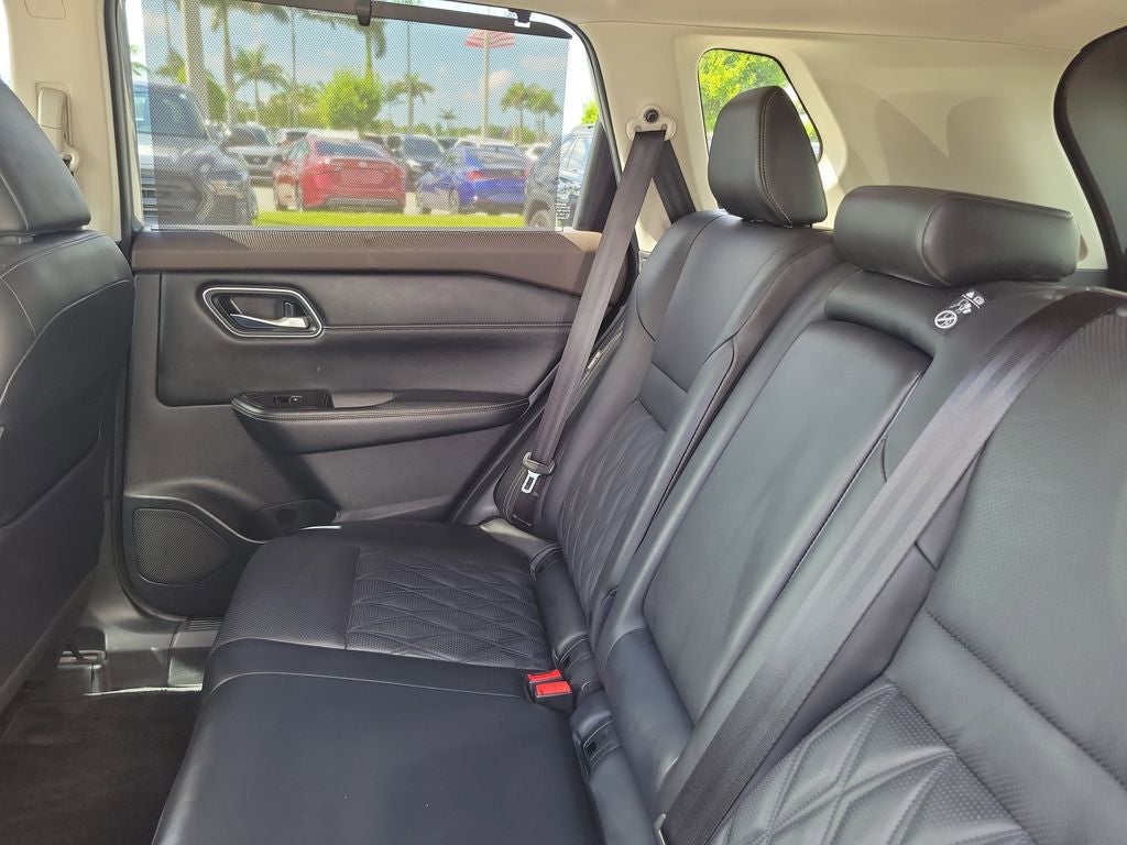 2022 Nissan Rogue Platinum