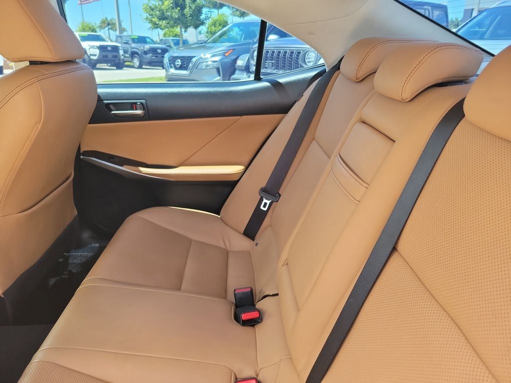 2019 Lexus IS 300
