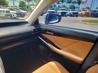 2019 Lexus IS 300