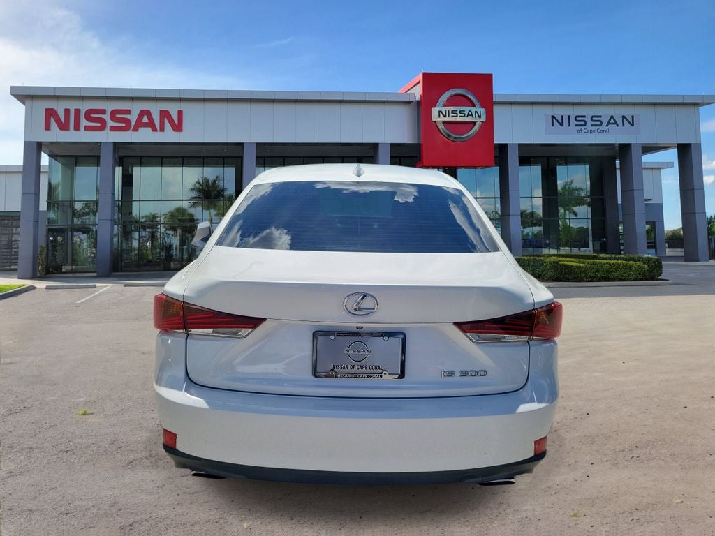 2019 Lexus IS 300