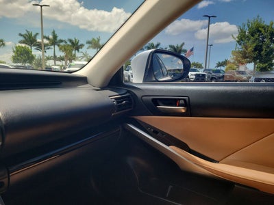 2019 Lexus IS 300
