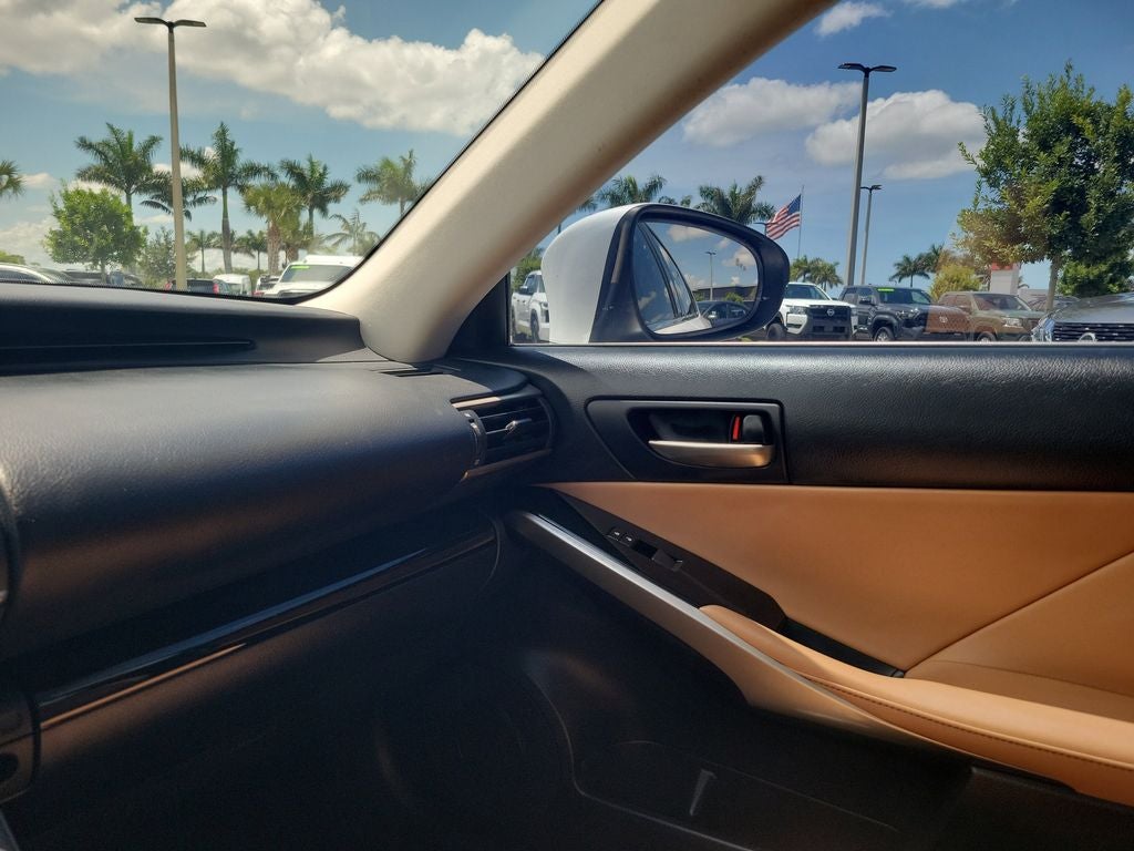 2019 Lexus IS 300