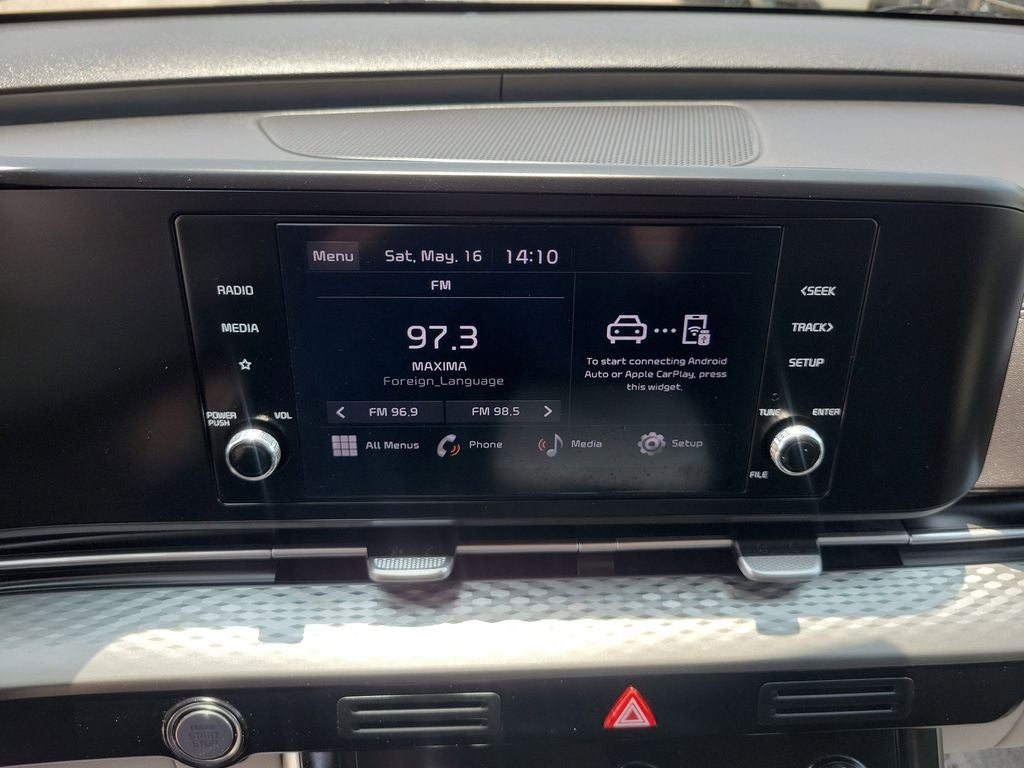 2024 Kia Carnival LX