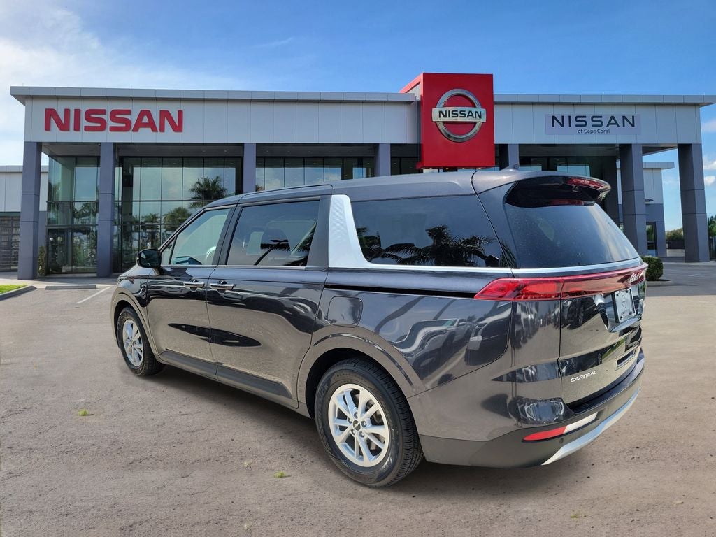2024 Kia Carnival LX