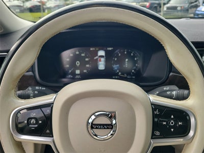 2018 Volvo S90 T6 Momentum