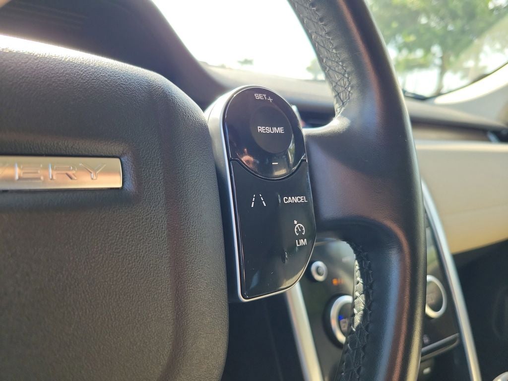 2020 Land Rover Discovery Sport SE