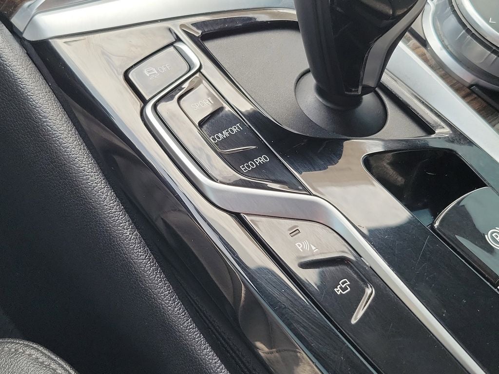 2021 BMW 5 Series 530i