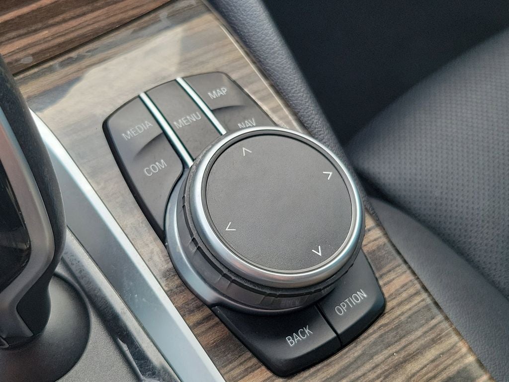 2021 BMW 5 Series 530i