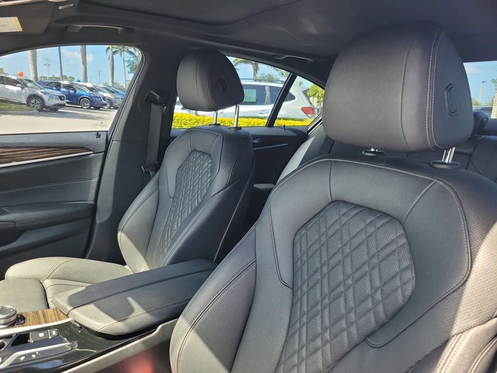 2021 BMW 5 Series 530i