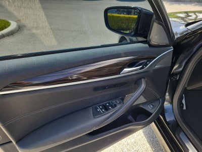 2021 BMW 5 Series 530i