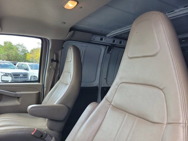 2022 Chevrolet Express 3500 Work Van Cargo